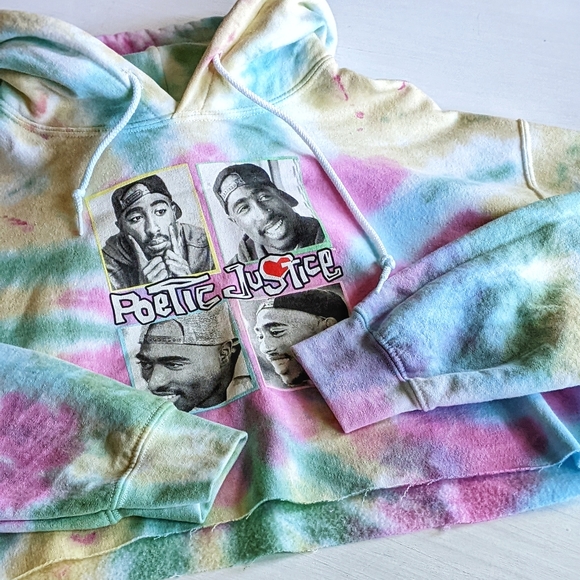 NWOT! TUPAC 90s Throwback Poetic Justice Tie-Dyed Cropped Fleece Hoodie - Picture 3 of 10